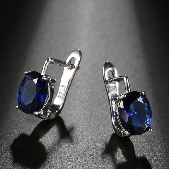 NWOT sterling silver blue sapphire earrings - Picture 2 of 3